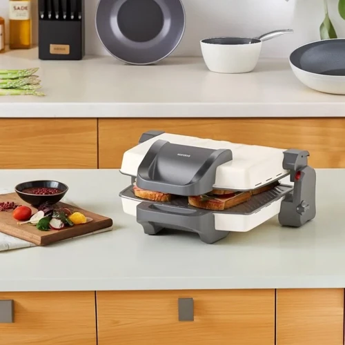 Swiss Izgara ve Tost Makinesi 4 Dilim Kapasiteli
