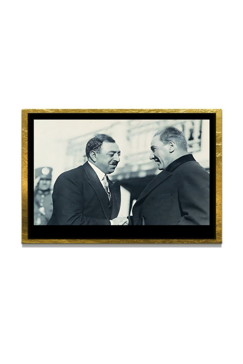 Yapay Zeka İle Yenilenmiş Atatürk Fotoğrafları Siyah Beyaz Cam Tablo, 3D Dekoratif Baskı 242