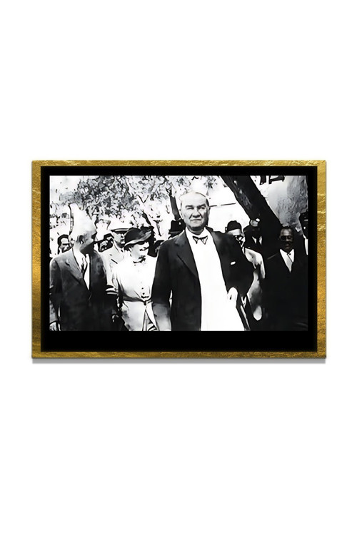 Yapay Zeka İle Yenilenmiş Atatürk Fotoğrafları Siyah Beyaz Cam Tablo, 3D Dekoratif Baskı 19