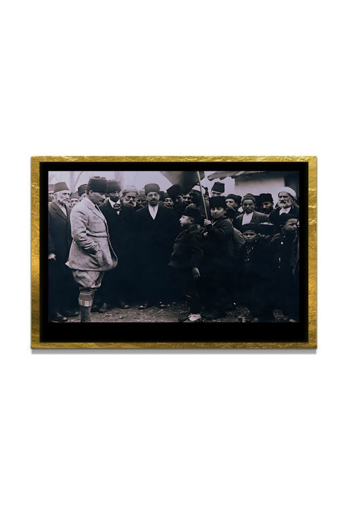 Yapay Zeka İle Yenilenmiş Atatürk Fotoğrafları Siyah Beyaz Cam Tablo, 3D Dekoratif Baskı 378