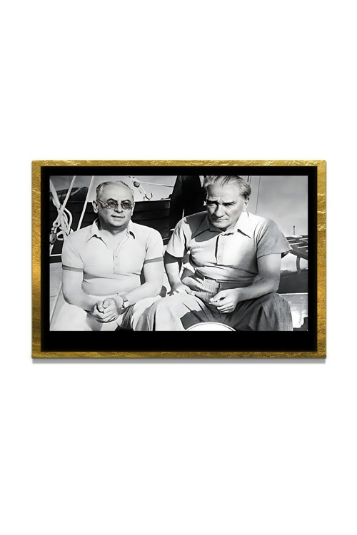 Yapay Zeka İle Yenilenmiş Atatürk Fotoğrafları Siyah Beyaz Cam Tablo, 3D Dekoratif Baskı 691