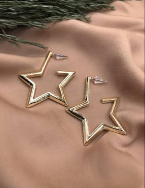 Gold Renk Yıldız Küpe