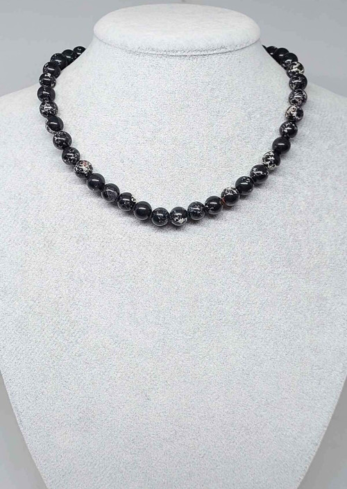 Varisit Taşı Siyah Kolye 8mm (klipsli)
