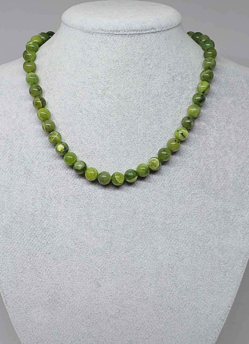 Yeşim Taşı Royal Quality Kolye 8mm (klipsli)
