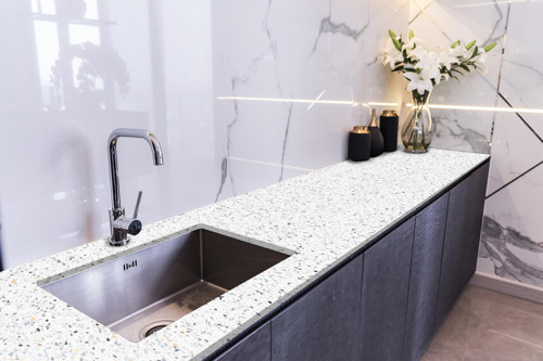 Tezgah Üstü Fayans Kaplama Folyosu Mutfak Tezgahı Kaplama Terrazzo Desen 70 cm x 1 Metre