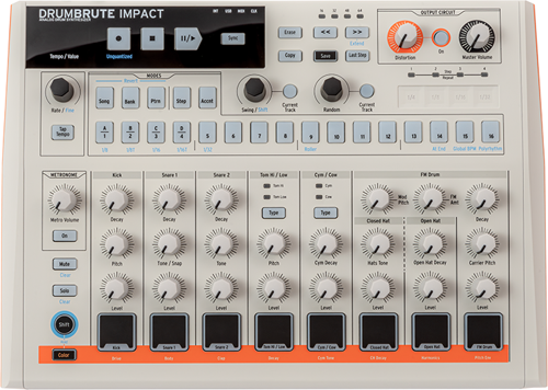 Drumbrute Impact 1984 - 10 sesli analog bir davul makinesi, yeni ve sade kırık beyaz estetiğiyle yeniden tasarlandı