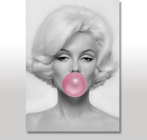 Pembe Sakızlı Marilyn Monroe Ahşap Poster 20x30