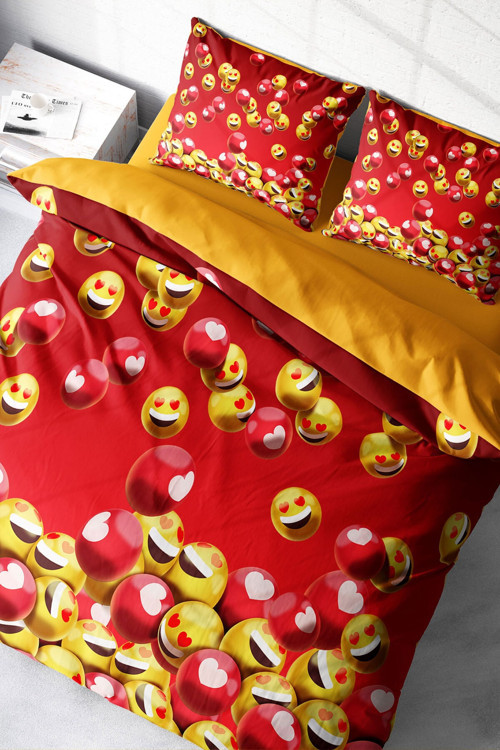 Emoji In Red 3d Pamuk Saten Çift Kişilik Nevresim Takımı
