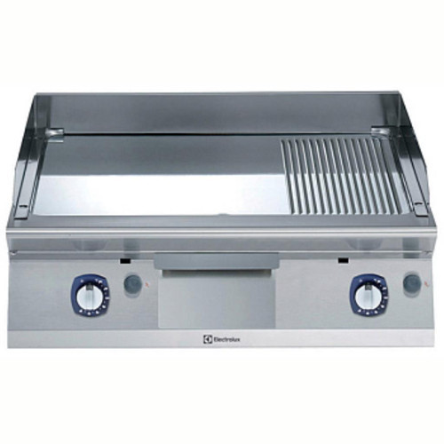Professional Endüstriyel Gazlı Set Üstü Izgara, ? Düz + ? Nervürlü Krom Pleytli, Eğimli Tablalı, Termostatik Kontrol, Demonte Sırtlık Ve Spatula, Derinlik 730 Mm - 800 Mm E7FTGHCP00