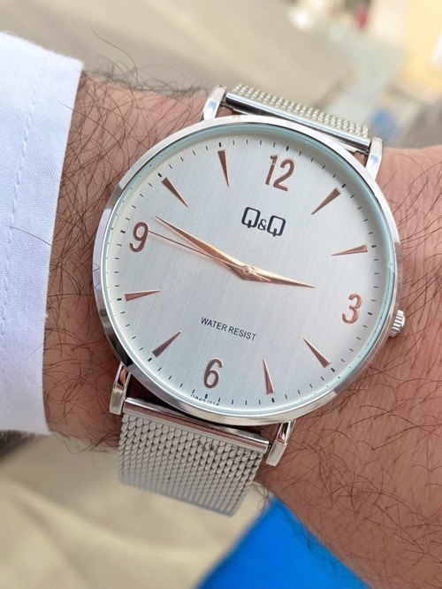 Q811J9018Y Gümüş Renk Slim Kasa Klasik Erkek Kol Saati