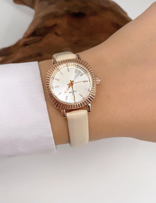 Wl00130y Retro Minimal Deri Kordonlu Kadın Kol Saati