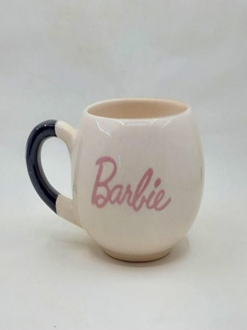Barbie Yazı Baskılı Siyah Kulplu Balon Kupa
