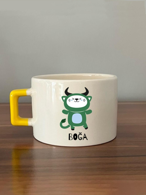 Boğa Burcu Ve Onla Alakalı Komik Açıklama Baskılı Sarı Kulplu Yeşil Kedili C Fincan