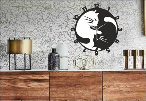 Denge Kedi Temalı Dekoratif Ahşap Duvar Saati