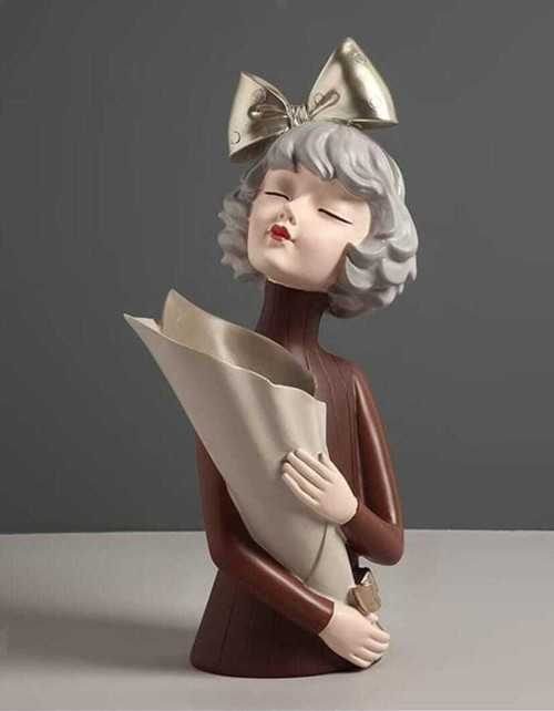 Dekoratif Buket Tutan Kız Vazo Biblo Koyu Kahve