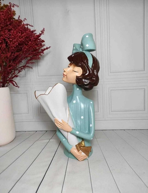 Dekoratif Buket Tutan Kız Vazo Biblo Yeşil