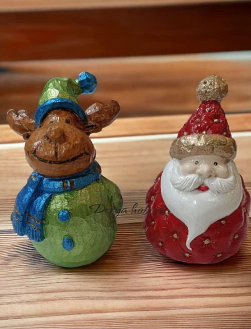 Dekoratif Yılbaşı 2li Kırmızı Yeşil Geyik Ve Noel Baba Biblo