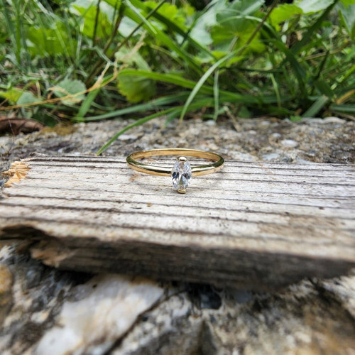 Gümüş Yüzük - 0.40 Ct Pırlanta Swarovski Taşlı Tektaş 925 Ayar Gümüş Yüzük-Tektaş Kadın Gümüş Yüzük