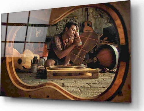 Gitar Ve Adam Cam Tablo