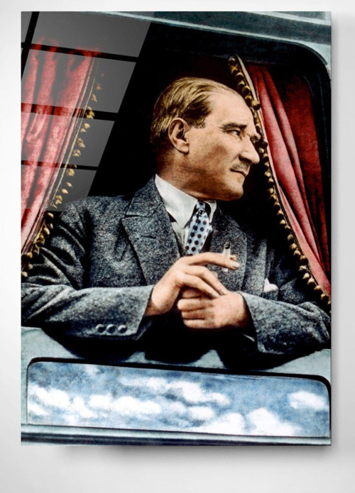 Atatürk Cam Tablo