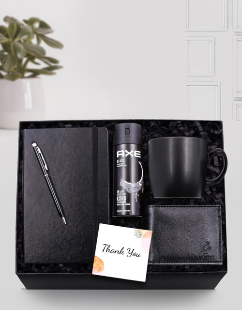 Siyah Defter & Siyah Touch Pen & Siyah Erkek Cüzdanı & Siyah Mat Kupa & Erkek Deodorant Hediye Seti