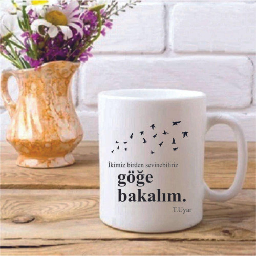 Turgut Uyar Göğe Bakalım Baskılı Kupa Bardak