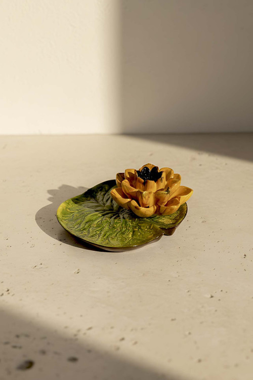 Sarı Lotus Çiçeği Dekoratif Tabak