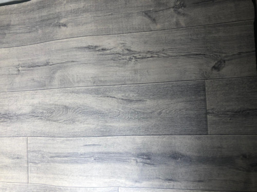 Desenli PVC Zemin Kaplama EN:100CM BOY:120CM ETRAFI DİKİLİ MUŞAMBA