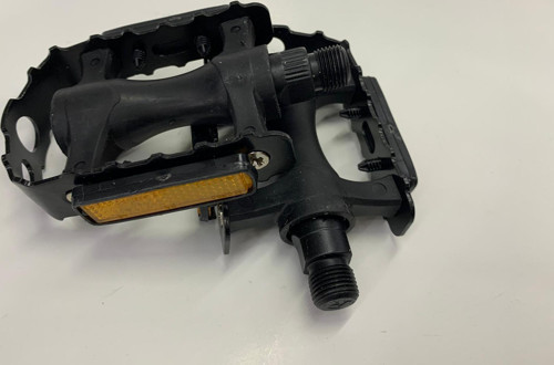ORJİNAL PEDAL METAL KENARLIKLI DAYANIKLI BİSİKLET PEDALI