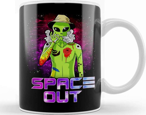 Space Out Hipster Alien Smoking & Spacing Out Hipster Ufo Kupa Bardak Porselen