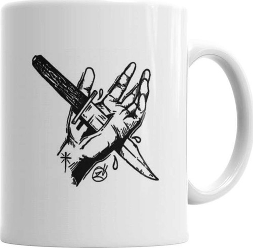 Knife İn The Hand Kupa Bardak Porselen