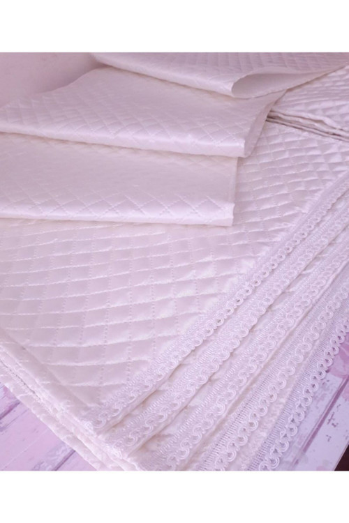 Dolap Içi Kapitone Güpürlü Raf Örtüsü En 50cm Boy 150cm Beyaz
