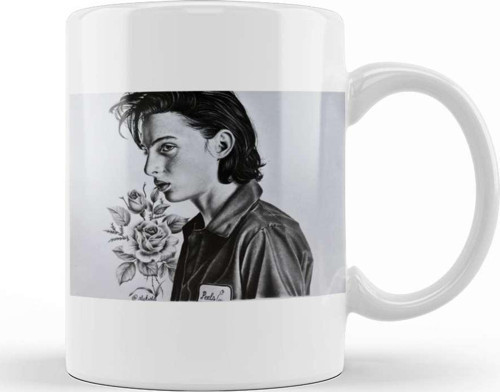 Finn Wolfhard And Roses Kupa Bardak Porselen