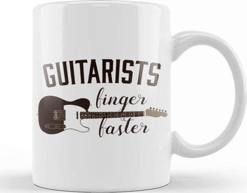 Guitarists Finger Faster Musician Funny Guitar Pun Kupa Bardak Porselen