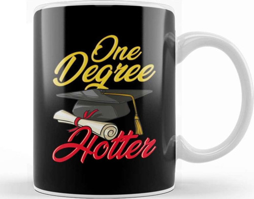 Cute One Degree Hotter College Graduation Day Pun Kupa Bardak Porselen