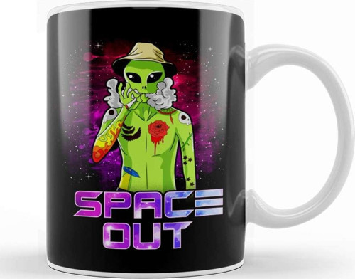 Space Out Hipster Alien Smoking & Spacing Out Ufo Kupa Bardak Porselen