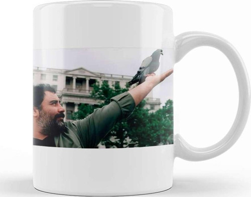 Ahmet Kaya Elinde Kuş Güvercin Kupa Bardak Porselen