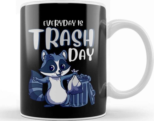 Everyday Is Trash Day Raccoon Pun Kupa Bardak Porselen