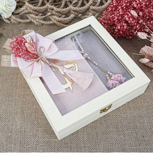 Hediyelik Şal, Kur'An-I Kerim, Inci Tesbihli Ahşap Kutulu Süslemeli Paket