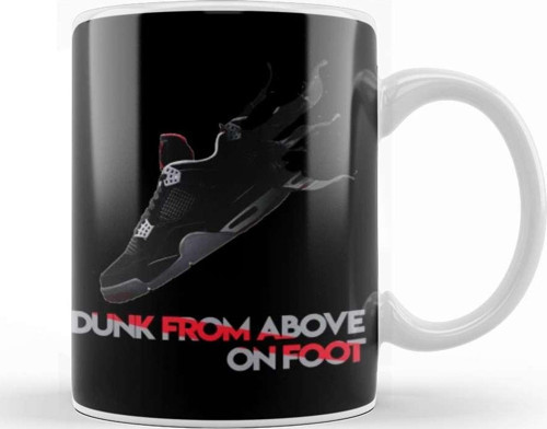 Dunk From Above On Foot Air Jordan Iv 4 Kupa Bardak Porselen