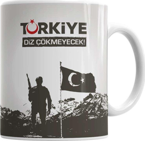 Ayyıldız Türkiye Diz Çökmeyecek Türk Bayrağı Kupa Bardak Porselen