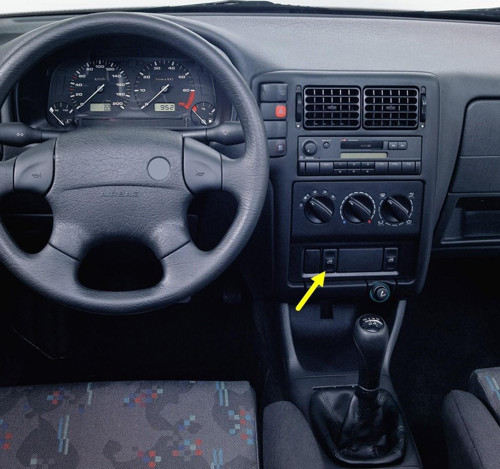 VW Polo HB 1994-1999 Sol Ön Kapı Cam Açma Düğmesi Tuşu 191959855