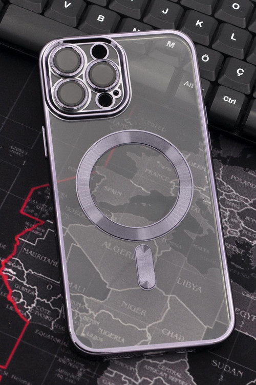 iPhone 13 Pro Max Uyumlu MagSafe Özellikli Mor Renkli Kenarlı Lazerli Şeffaf Kılıf Lens Korumalı