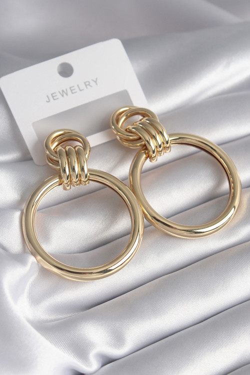 Pirinç Gold Renk Düğüm Halka Model Kadın Küpe