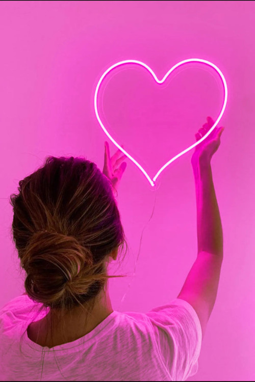 Shazamneon Işıklı Kalp: Led Tabela Duvar Dekorasyon Ürünü