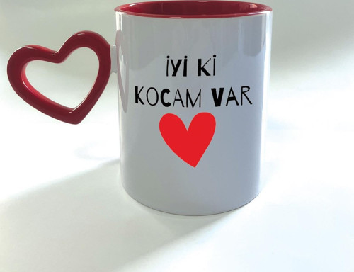 İyi Ki Kocam Var Baskılı Kırmızı Boş Kalp Kulplu Mega Sevgililer Günü Kupası