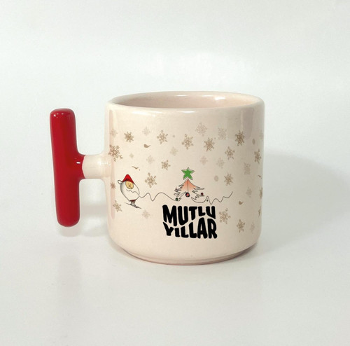 Mutlu Yıllar Kar Taneleri Baskılı Kırmıız Kulplu T Yılbaşı Kupası