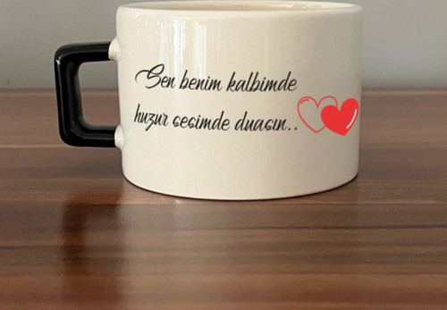 Sen Benim Kalbimde Huzur Baskılı Siyah Kulplu C Fincan