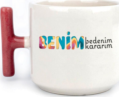 Benim Bedenim, Benim Kararım Baskılı Kadınlar Günü Kırmızı Kulplu T Kupa