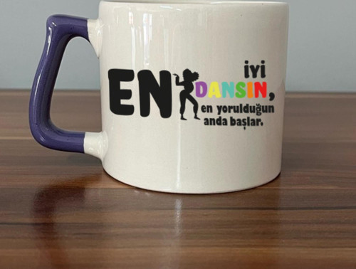 En İyi Dansın Baskılı Kadınlar Günü Mor Kulplu D Kupa